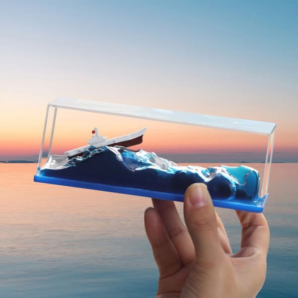TITANIC WAVE CRUISE SHIP