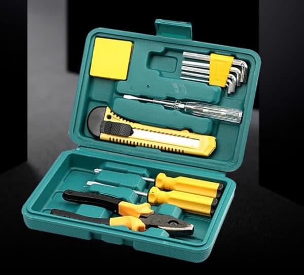 7 IN 1 SMALL HOUSEHOLD TOOL KIT